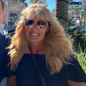 Meet your Posher, Deanne